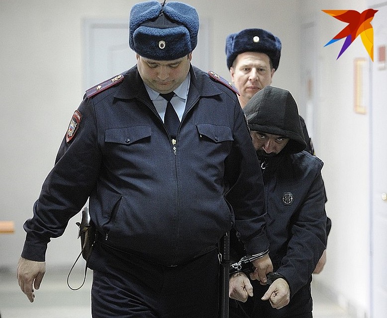 Марат Ахметвалиев тоже старался избежать внимания прессы Фото: Алексей БУЛАТОВ