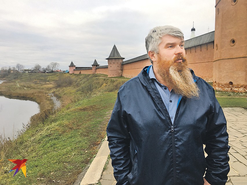 Экскурсовод Денис Лапин знает все секреты Суздаля. Фото: Павел КЛОКОВ