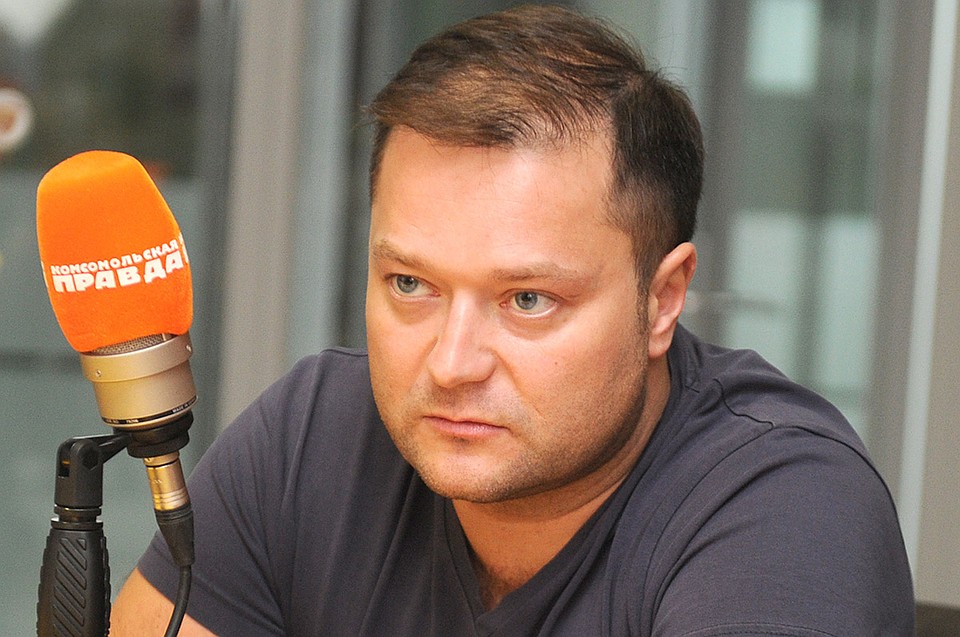 Никита Исаев в студии Радио "Комсомольская правда". Фото: GLOBAL LOOK PRESS
