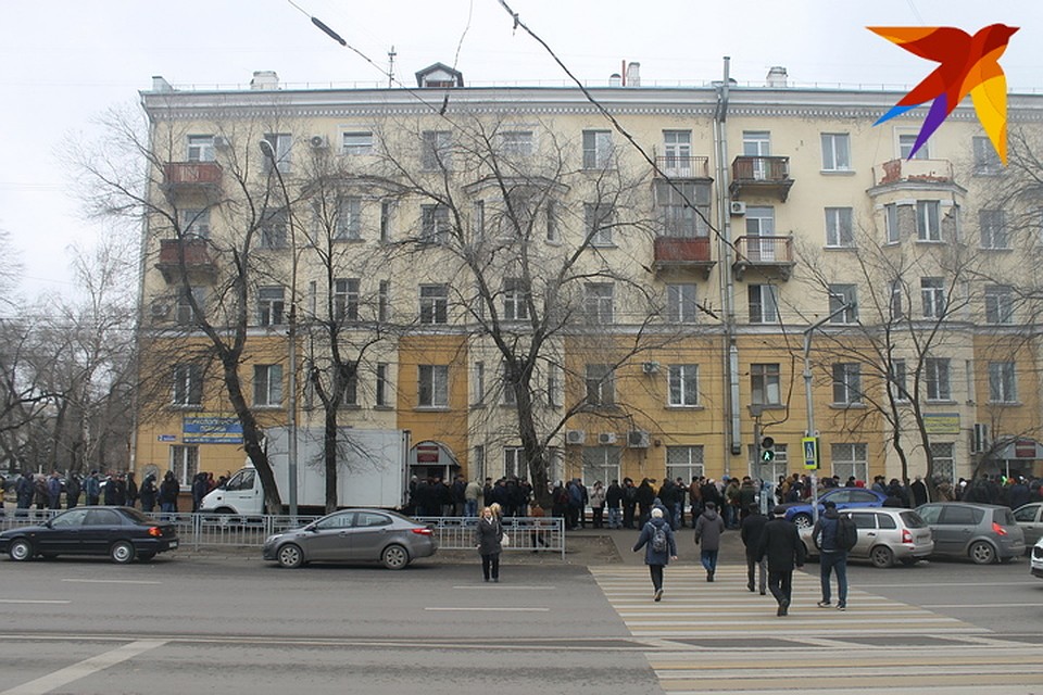 Если хотите сюда поехать, одевайтесь потеплее. А то потом придется стоять в очереди к терапевту... Фото: Станислав ШЕВЧЕНКО