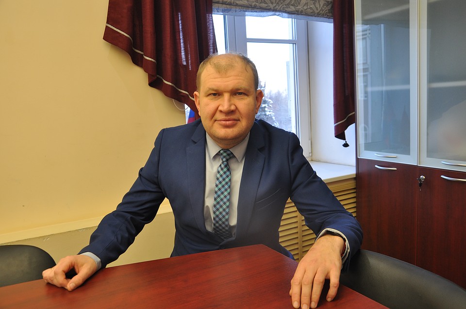 Александр Власов
