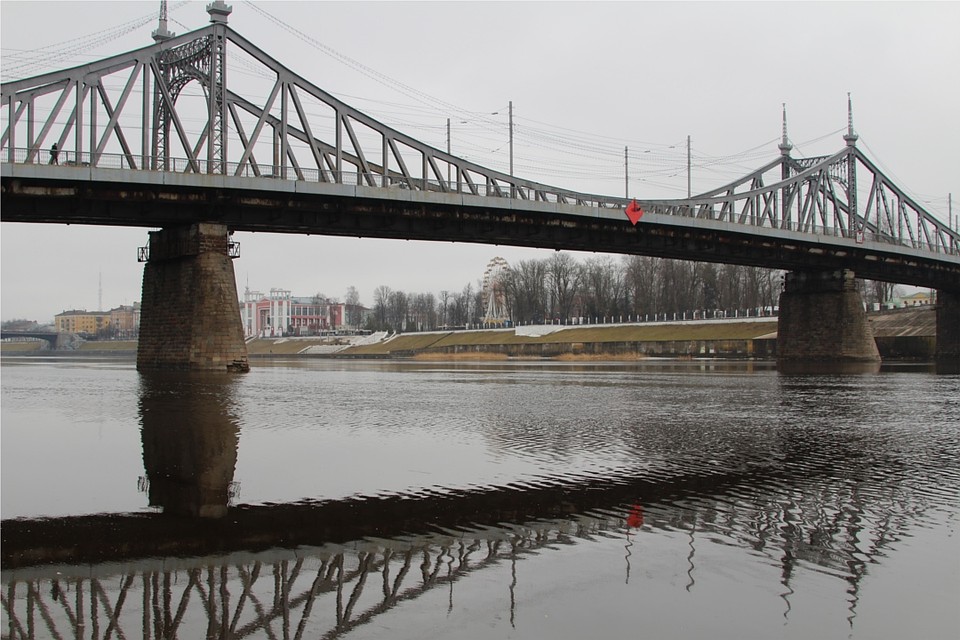 При хороших возможностях природы и ландшафта, в Твери, увы, совсем мало мест, куда хочется прийти со своим стулом. Фото: Виктория ТУШКОВА