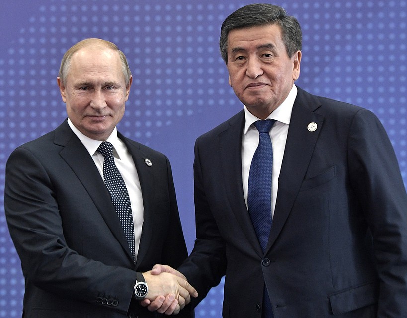 Президент РФ Владимир Путин и президент Киргизии Сооронбай Жээнбеков. Фото: Алексей Никольский/пресс-служба президента РФ/ТАСС