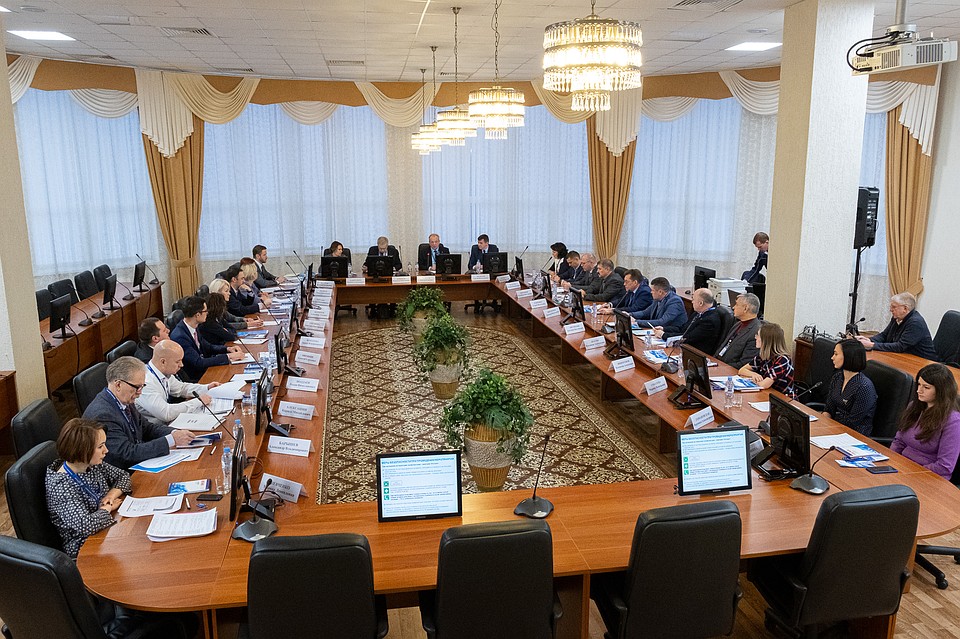 В ходе семинара участники затронули в обсуждениях ряд важных вопросов