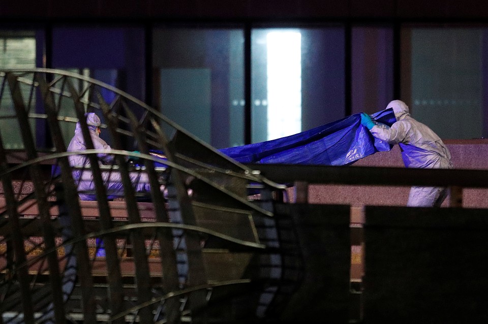 На теле мужчины полицейские обнаружили муляж «пояса смертника» Фото: REUTERS