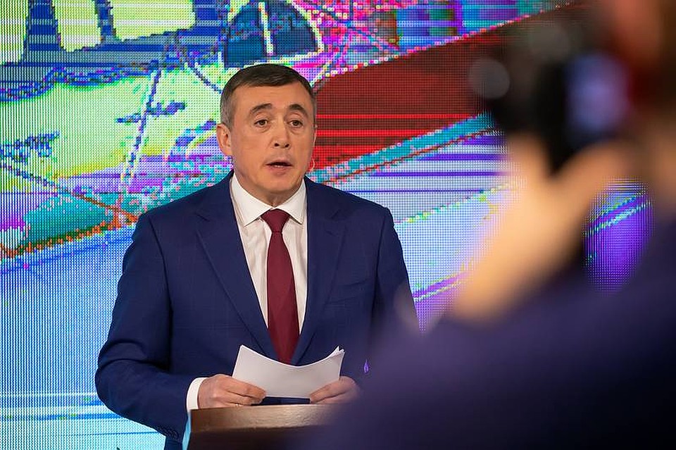 В специальном выпуске программы «Острова. Главное. Специальный выпуск» Валерий Лимаренко подвел социальные итоги года. Фото: кадр видео.