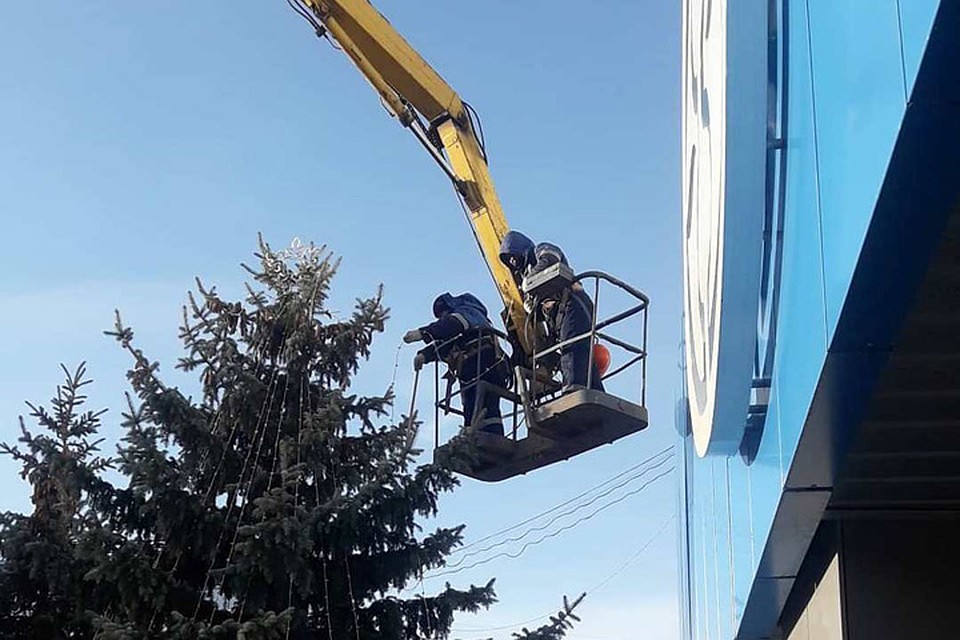украшали сами сотрудники предприятия. Фото: КуйбышевАзот