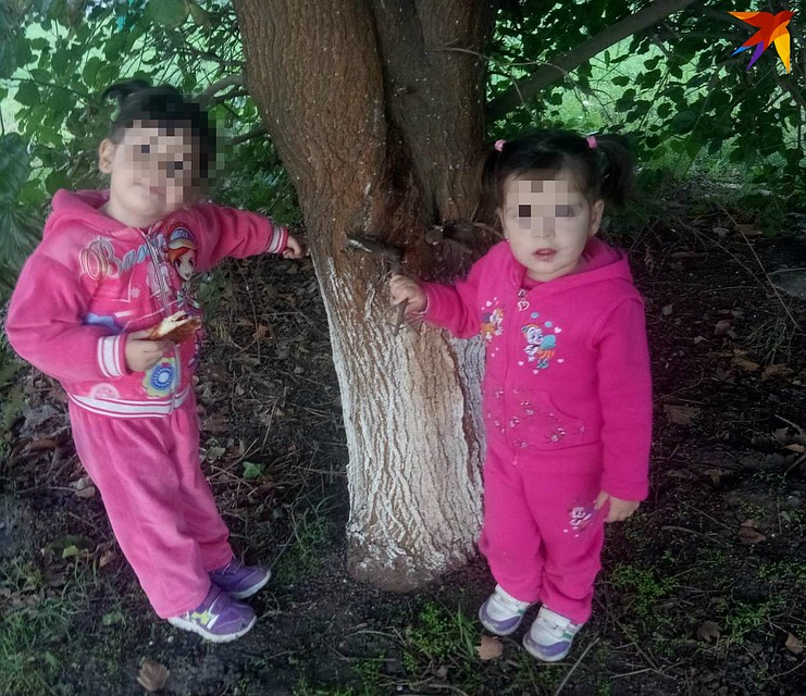 Дочки до сих пор ждут маму и папу