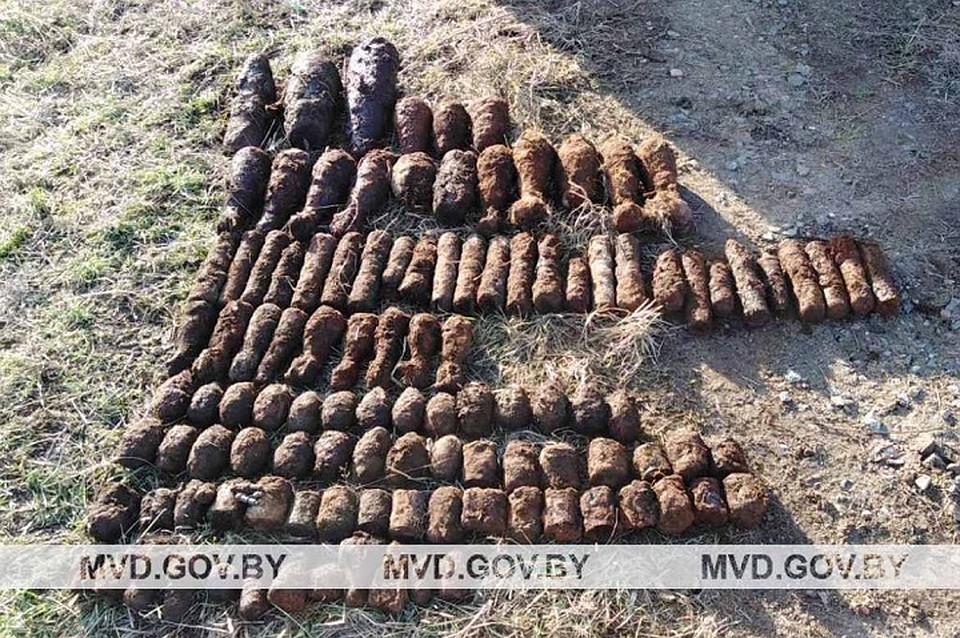 На месте ЧП обнаружено без малого 550 различных снарядов. Фото: МВД.