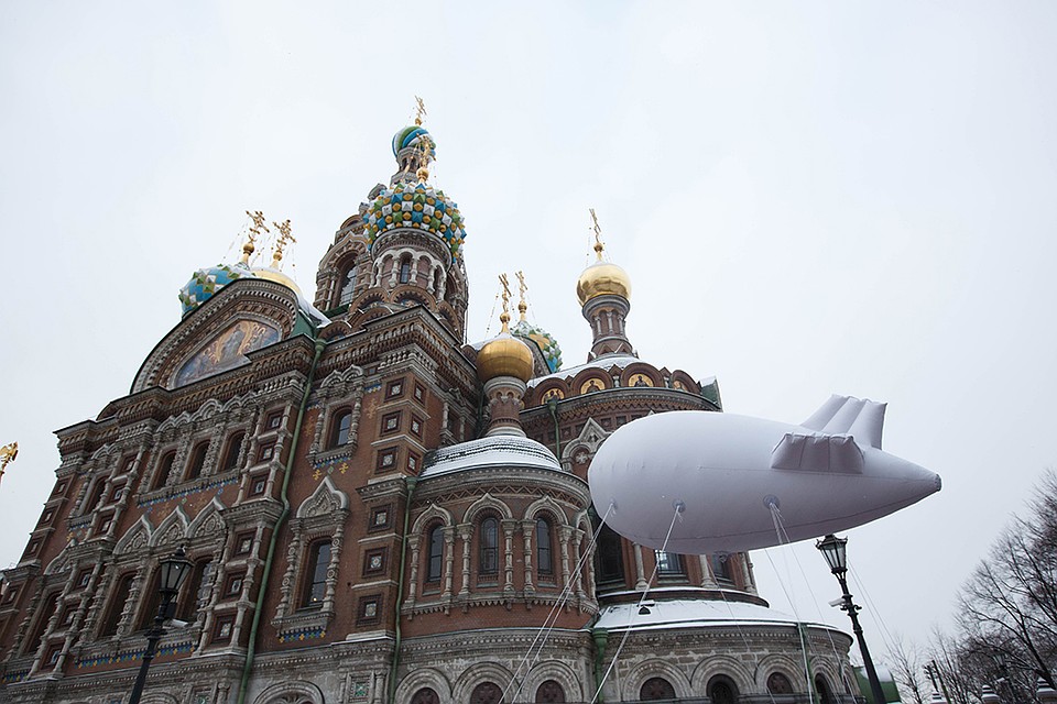 Несмотря ни на что, ленинградцы продолжали ходить в храмы. Фото: Александр ГЛУЗ