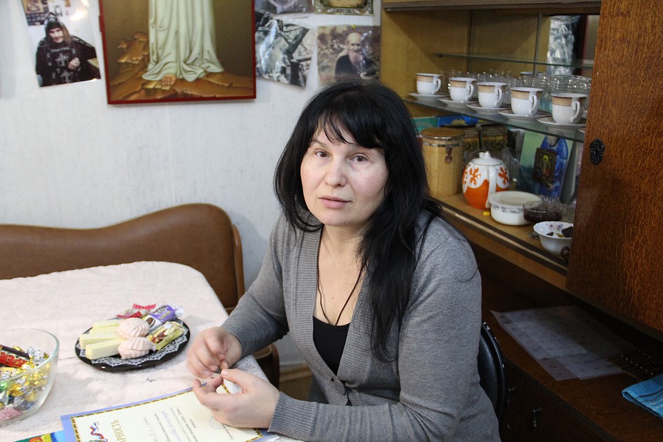 Кушать семья Кутейниковых вынуждена, можно сказать, в коридоре. Фото: Юрий КОЗЛОВ