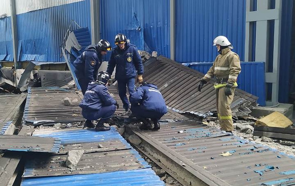 Под завалами все еще могут находиться люди Фото: ГУ МЧС РФ по Орловской области.