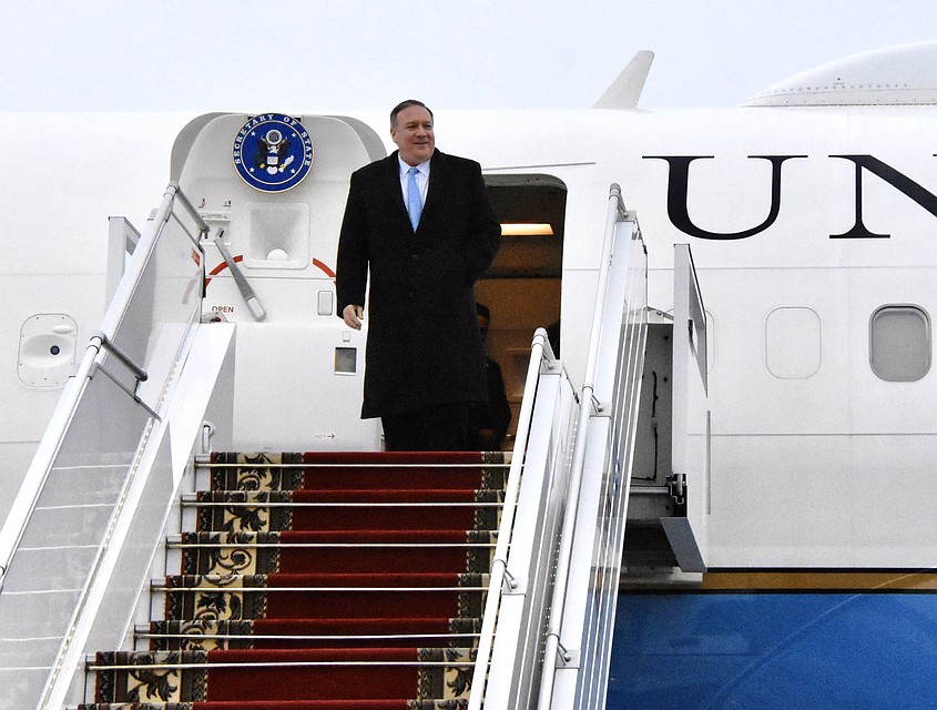 В Минск Майкл Помпео прилетел на самолете Air Force Two – так называют американский «Борт №2», на котором летает вице-президент, первая леди страны и госсекретарь. Фото: Посольство США в РБ.