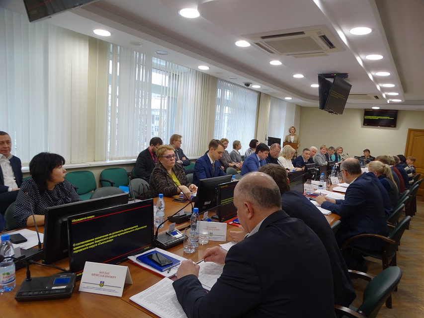 Депутаты совета города проголосовали единогласно Фото: Дарья ЮДИНА