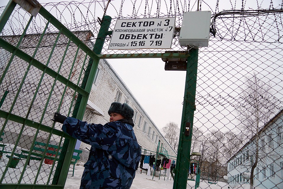Количество приговоров к реальному лишению свободы заметно сократилось Фото: Алексей БУЛАТОВ
