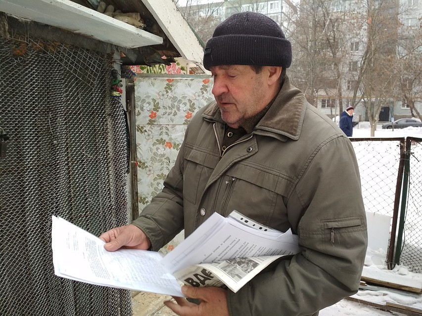 Десять лет подряд Иван Никульшин пытается оформить земельный участок под голубятней, но получает только отписки и отказы. Фото: Ольга НОВИКОВА