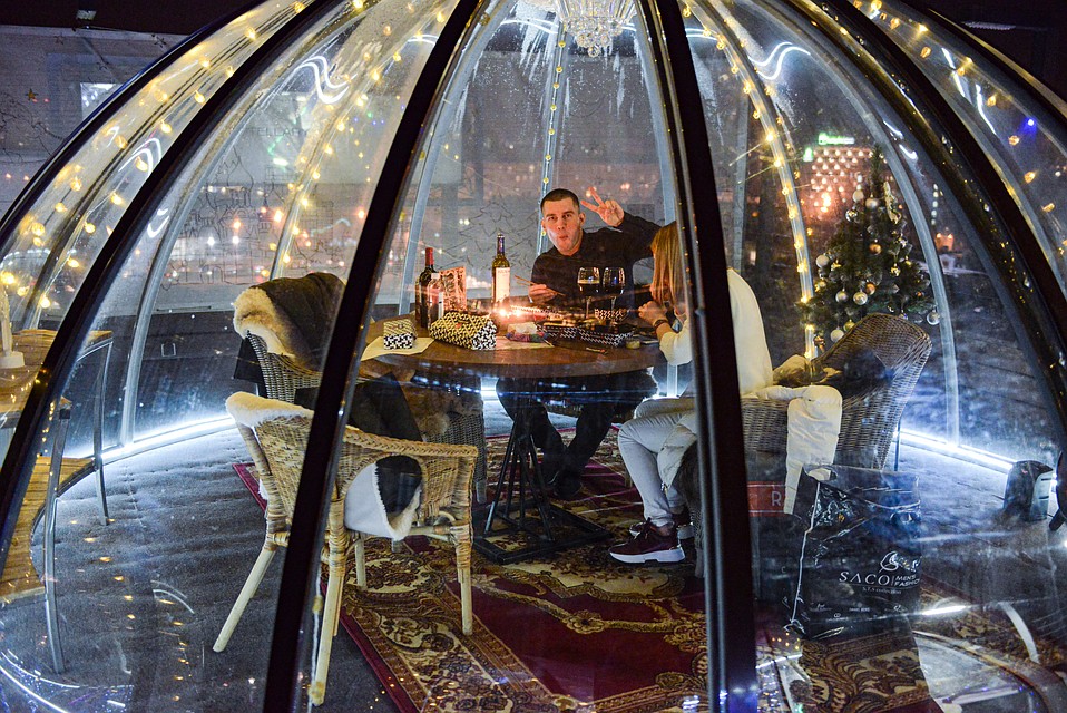Внутри каждого купола свой праздник и своя атмосфера. Фото: Поручикова Ольга