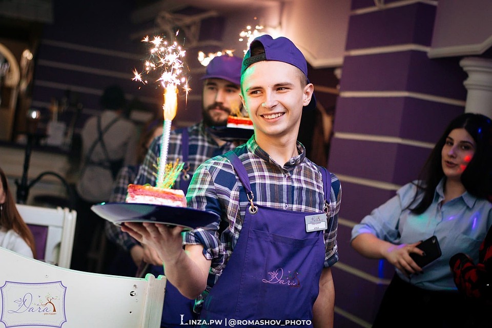 «Плакучая ива», «Дача» и «Кокон» славятся отменной кухней и настроением. Фото: Медиапортал «Линза»