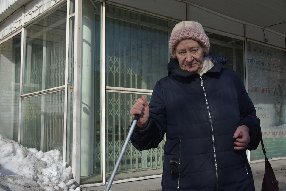 Коронавируса пенсионеры боятся меньше всего - они и так нечасто выходят из дома. Фото: Алена МАРТЫНОВА