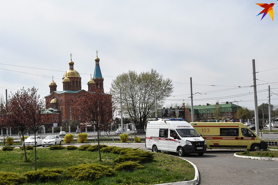 Машины поехали по городу Фото: Кирилл ВЕРШИНИН