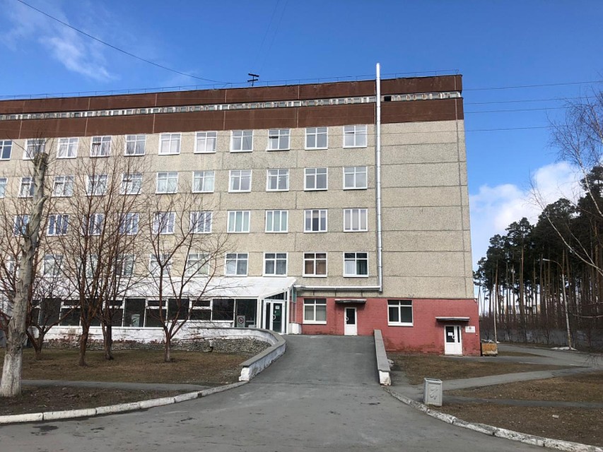 У каждой палаты для пациентов с коронавирусом есть отдельный вход с улицы, чтобы заболевшие люди попадали в них, минуя коридоры больницы. Фото: Городская клиническая больница №40