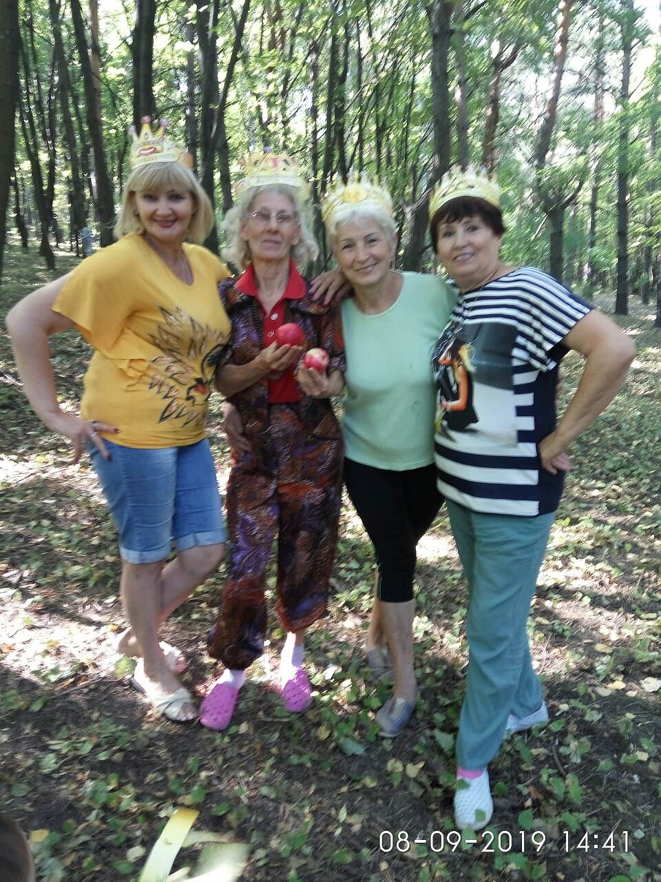 Победившая онкологию женщина помогает другим бороться с недугом. Фото: из архива Любовь Орлик