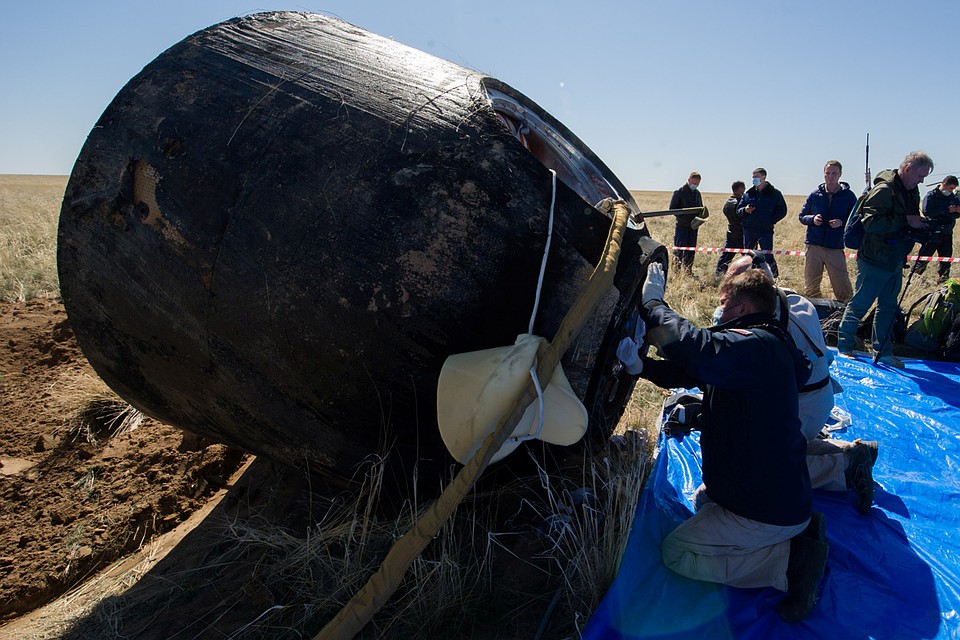 Спусковой модуль корабля «Союз МС-15». Фото: REUTERS