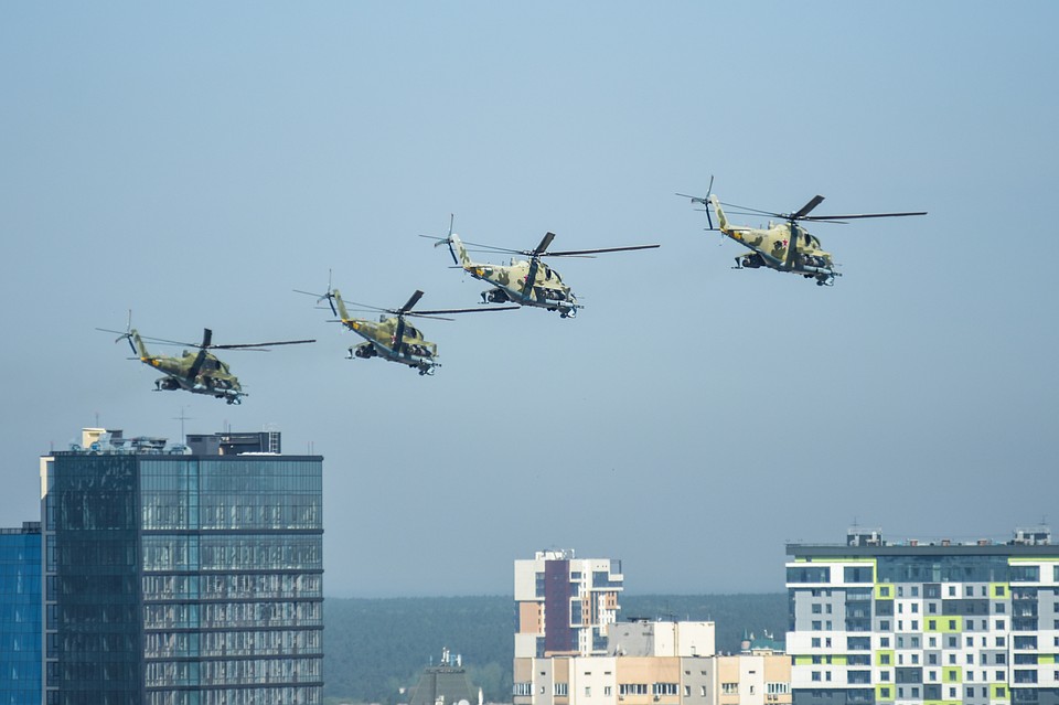 Вертолеты Ми-24 - основные ударные машины в российской армии. Фото: Алена МАРТЫНОВА