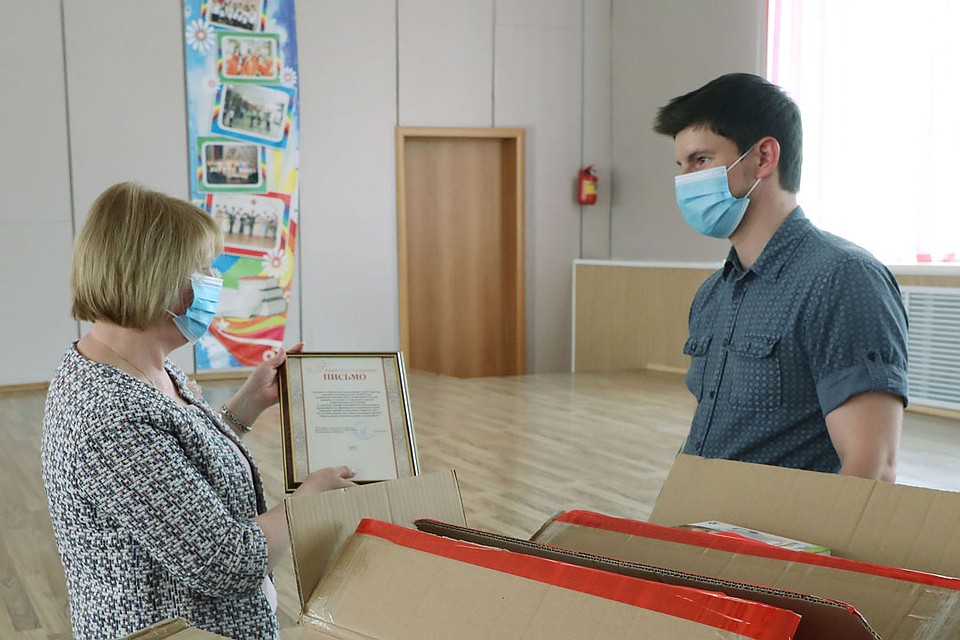 Ранее Алтай-Кокс и фонд «Милосердие» оказали помощь медицинскому персоналу Центральной городской больницы Заринска. Фото: из архива компании