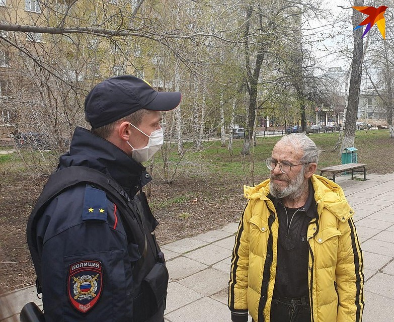 Полиция продолжает выявлять нарушителей на улицах Саратова Фото: Дарья Вострикова