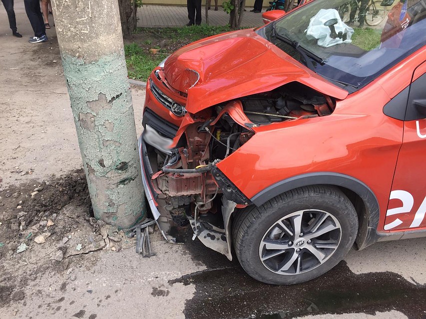 В аварии пострадали мужчина и женщина Фото: Пресс-служба УГИБДД по Тамбовской области