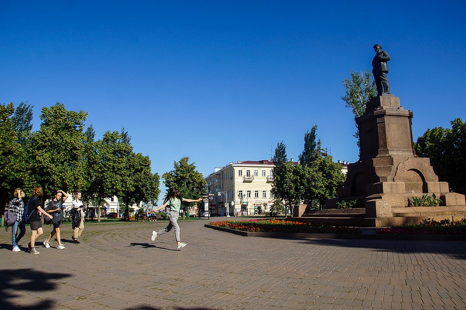 Площадь Революции Фото: Светлана МАКОВЕЕВА