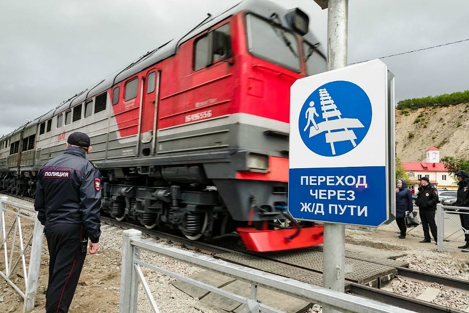 Через резервную ветку уже прошел первый поезд. Фото: ГУ МЧС России по МО