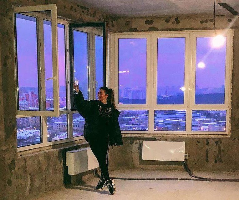 Седокова выплачивает ипотеку вот за это жилье, а ее жених Янис Тимма участвует финансово в решении бытовых вопросов Фото: Личная страница героя публикации в соцсети