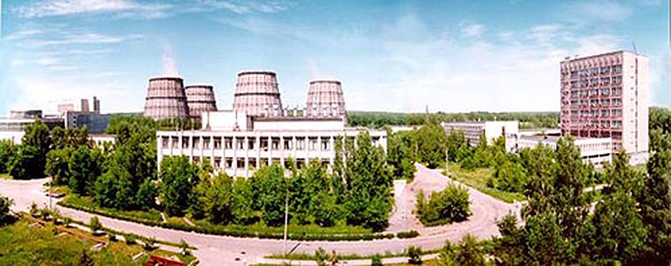 К северу от Самарской области, в Димитровграде - 6-реакторная атомная станция