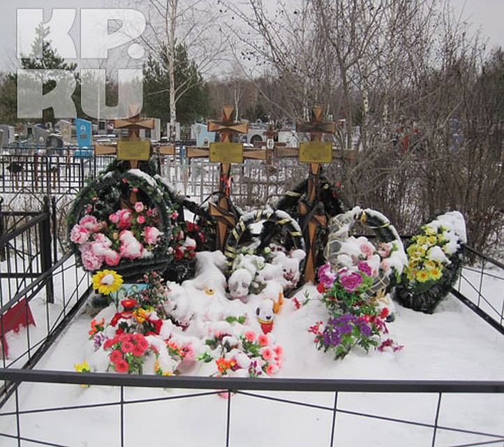Эта одна из могил, которую осквернил Москвин.