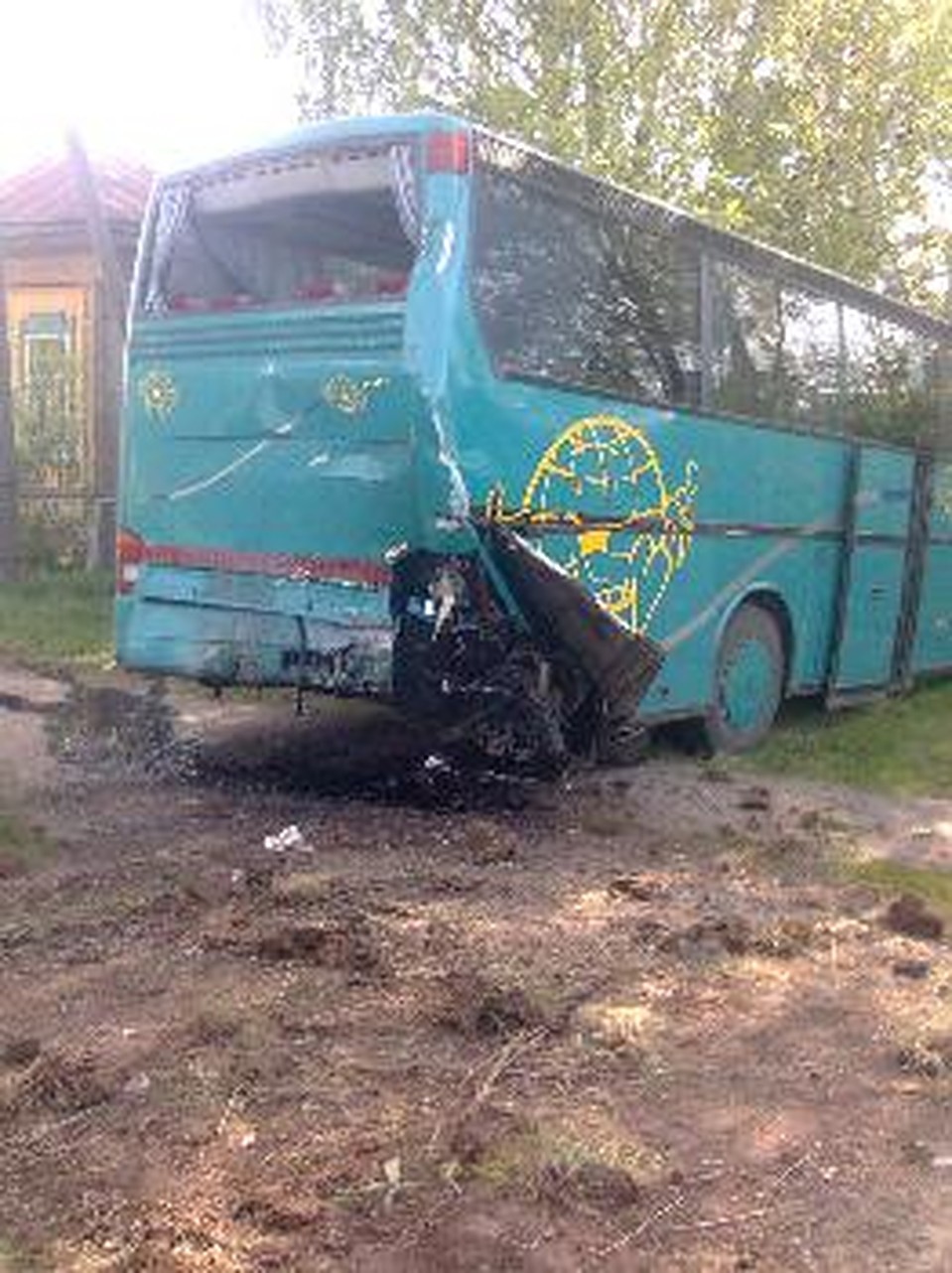 пассажиры автобуса не пострадали.