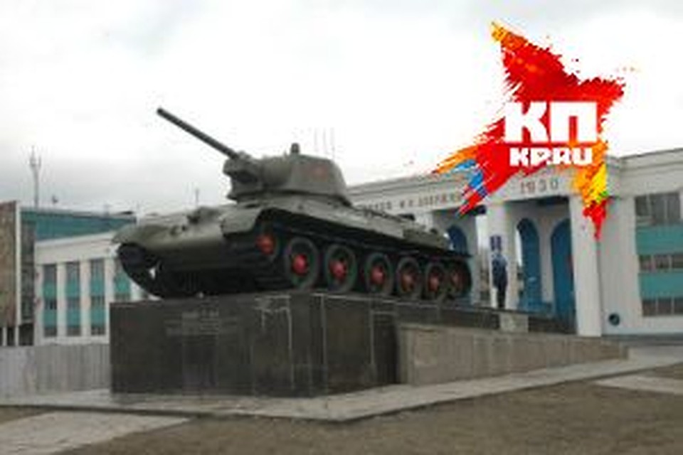 Завод не останавливася даже в войну. А в мирное время его хотят закрыть. Фото: Геннадий БИСЕНОВ