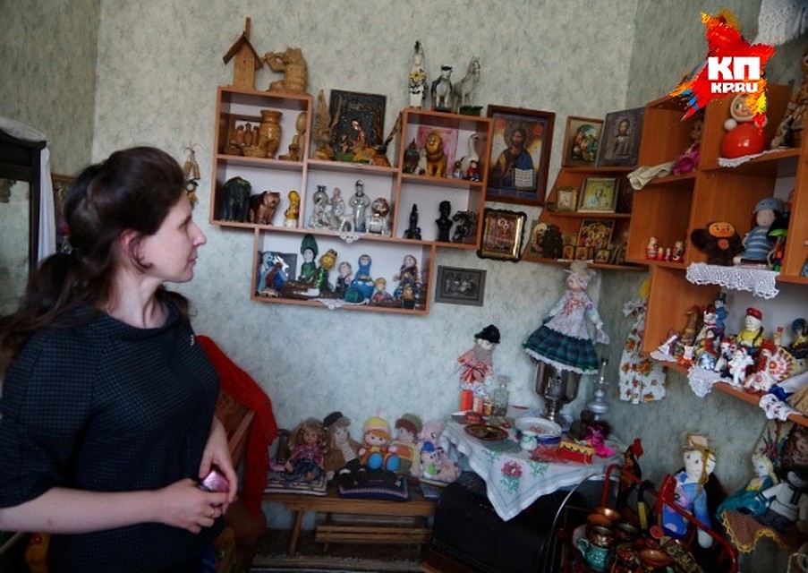 В комнате-музее Ирбитского детдома нашлось место и для икон Фото: Алексей БУЛАТОВ