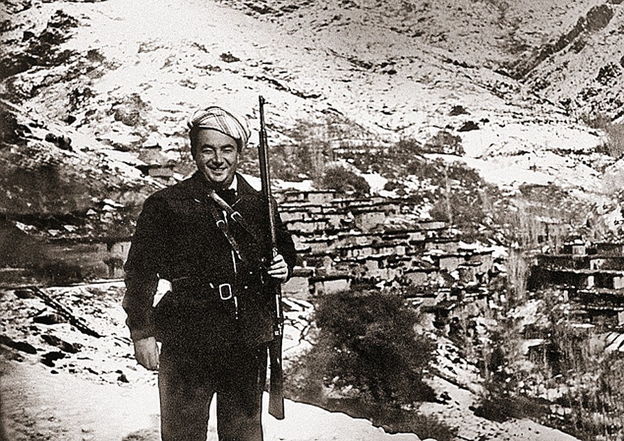 Журналист Евгений Примаков во время секретной миссии в Северном Ираке. 1970-е годы. Фото: личный архив Е. Примакова.