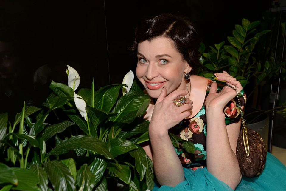 Биография Алисы Мон: два хита, муж-абьюзер и продюсер-обманщик