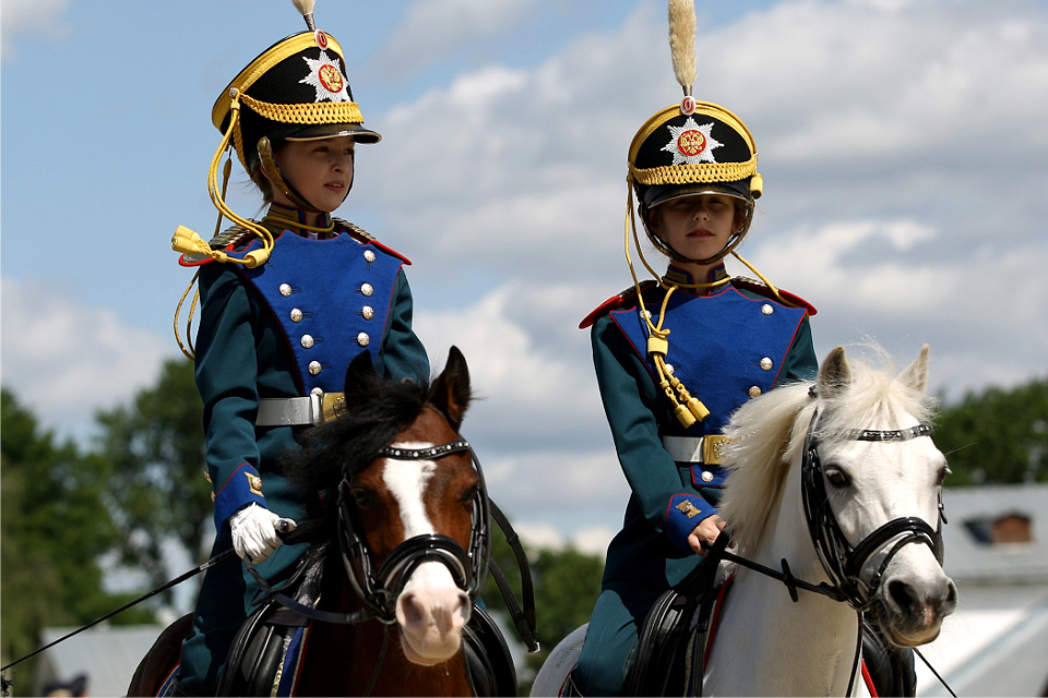 10 лучших идей, куда сходить на выходных 18-19 сентября 2021 в Москве: бенефис Анны Нетребко и конный фестиваль