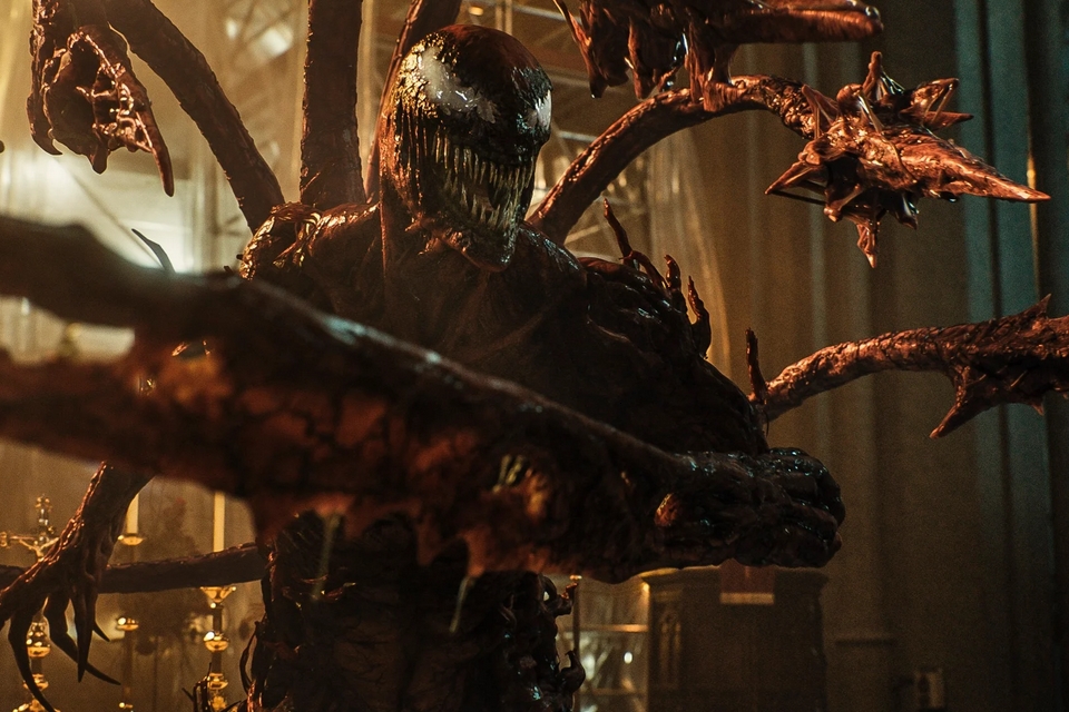 Терпила против кальмаросвиньи: как в фильме «Веном-2» Том Харди собачится с инопланетным другом