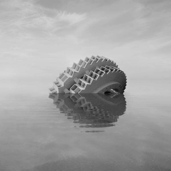 Выставка Данилы Ткаченко «Осколки»