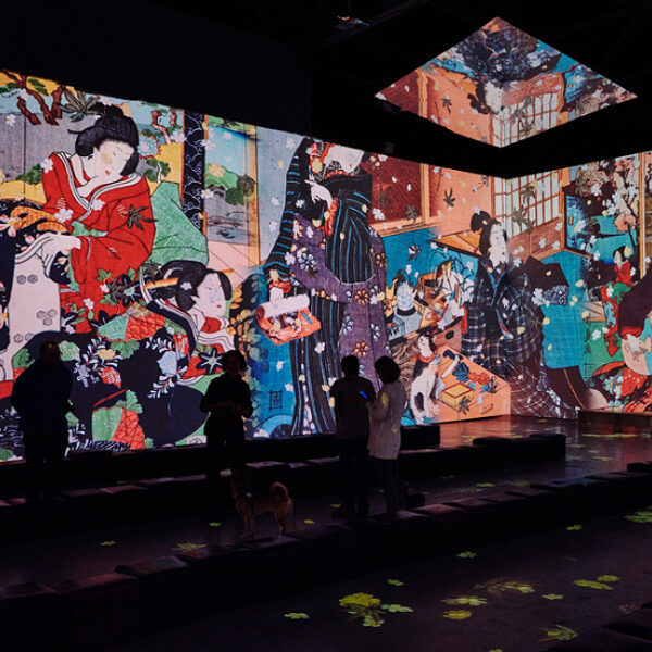 Мультимедийная выставка «Искусство Японии: от Хокусая до современности»