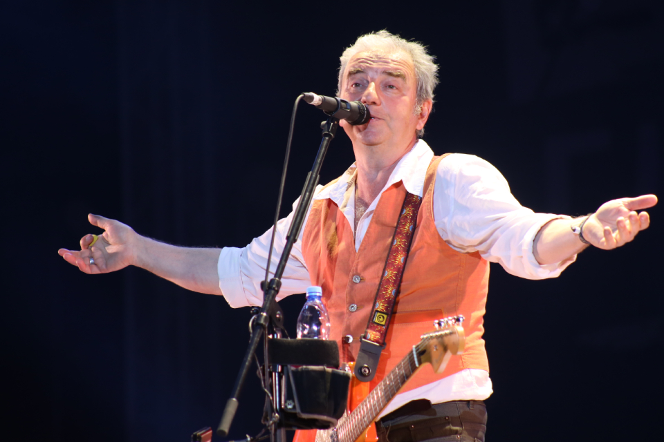 11 лучших песен группы «Чайф»: «Никто не услышит», «Оранжевое настроение» и смысл хита про Аргентину и Ямайку