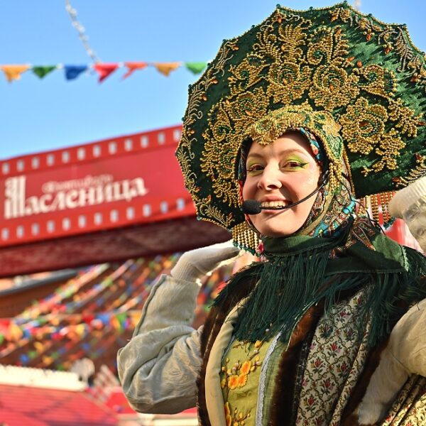 Проводы зимы в Москве 2025: куда сходить поесть блинов и посмотреть на сжигание чучела на Масленицу 2 марта