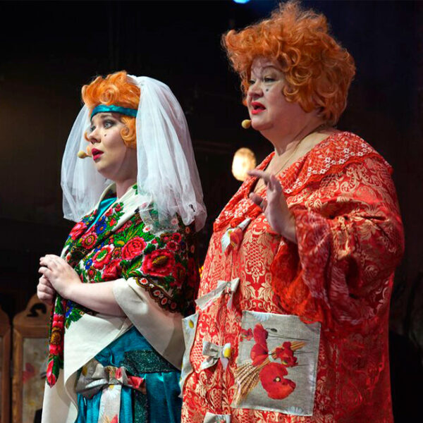 Спектакль «Свадьба» в Театре у Никитских ворот