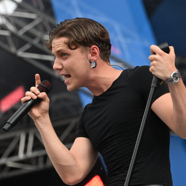 Концерт Вани Дмитриенко