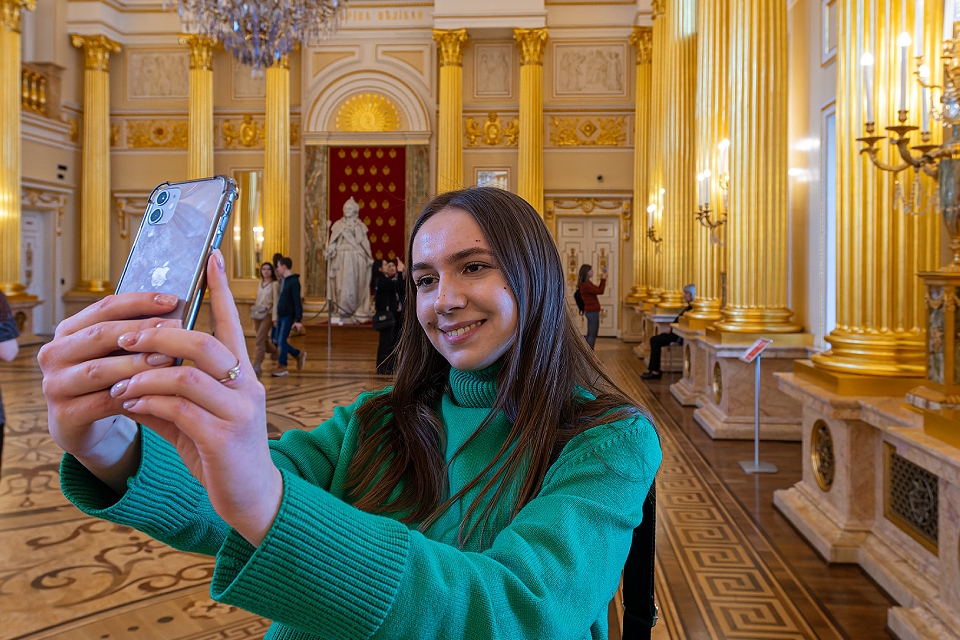 30 лучших идей, куда сходить на выходных в Москве 2, 3 и 4 ноября 2025: бесплатный концерт Анны Седоковой, богатырские забавы и Ночь искусств